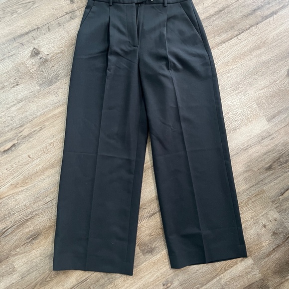 Abercrombie & Fitch Harper Tailored Ultra Wide Leg Pant - Picture 2 of 4